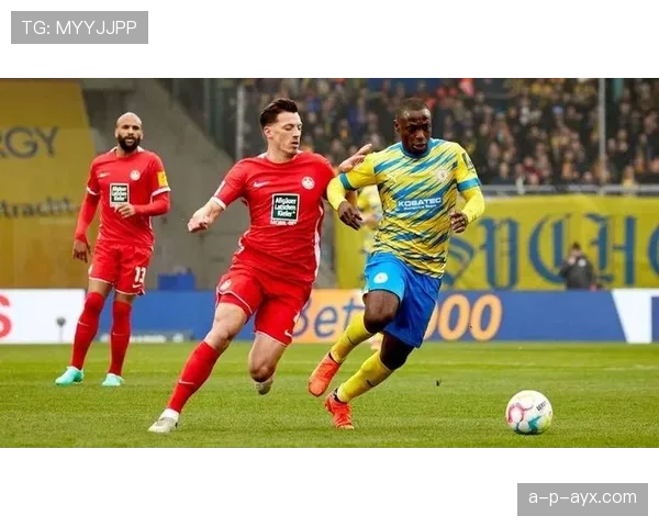 德甲转会市场风云再起:多队阵容大洗牌,焦点球员去向引热议 德甲转会市场风云再起:多队阵容大洗牌,焦点球员去向引热议