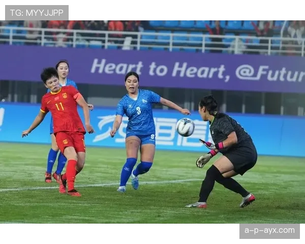 亚运会足球赛闪耀之星：最佳球员精彩表现引关注