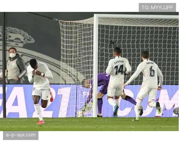 维尼修斯怒斥种族歧视，西甲赛场勇敢发声引关注