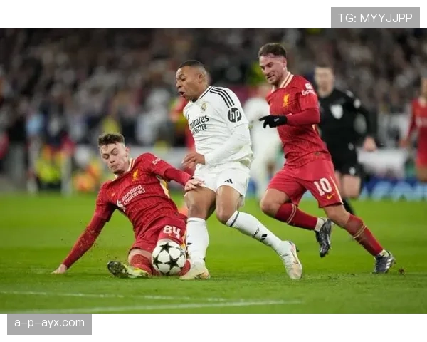 姆巴佩左路突破建功，助巴黎取胜表现稳健引热议