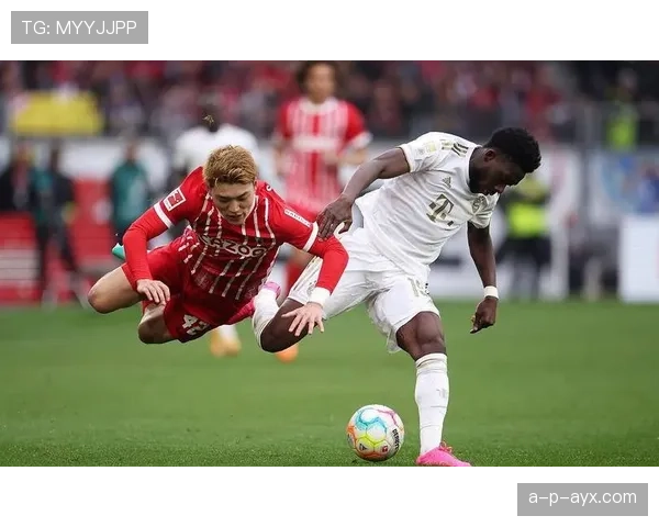 阿什拉夫·恩里克表现稳健，被寄望成足球新星与未来领军人物