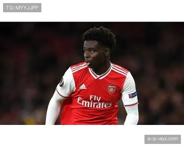 萨卡从左后卫到右路王牌的角色进化解析